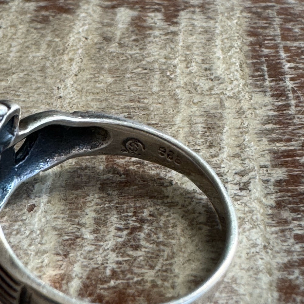 Authentic Claddagh Ring Sterling Silver Size 8 - image 2